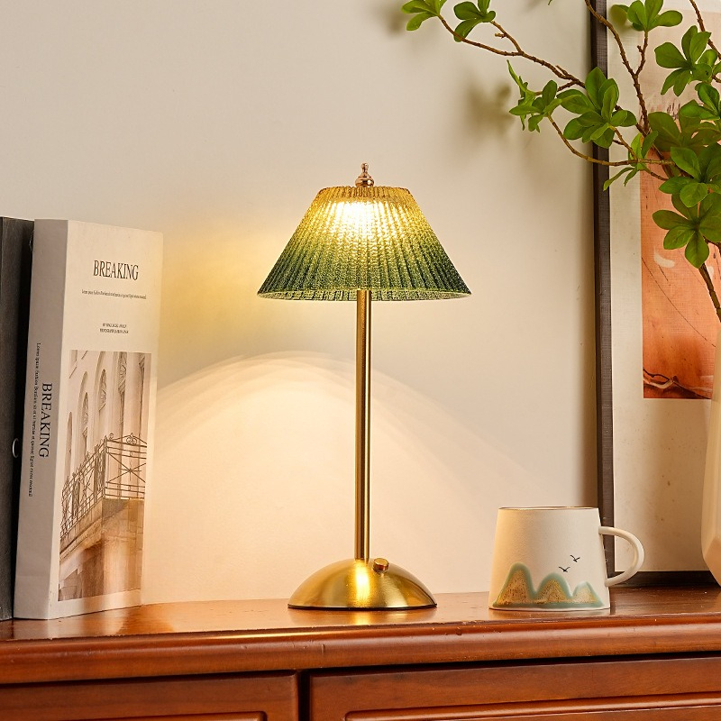 Lámpara de Mesa de Cristal Pli - Glass Bed reseña y precio