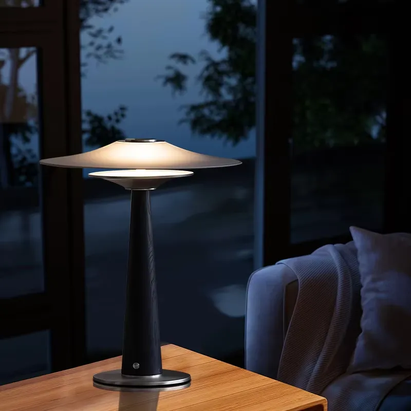 Lámpara de Escritorio de Diseñ - Glass Bed reseña y precio