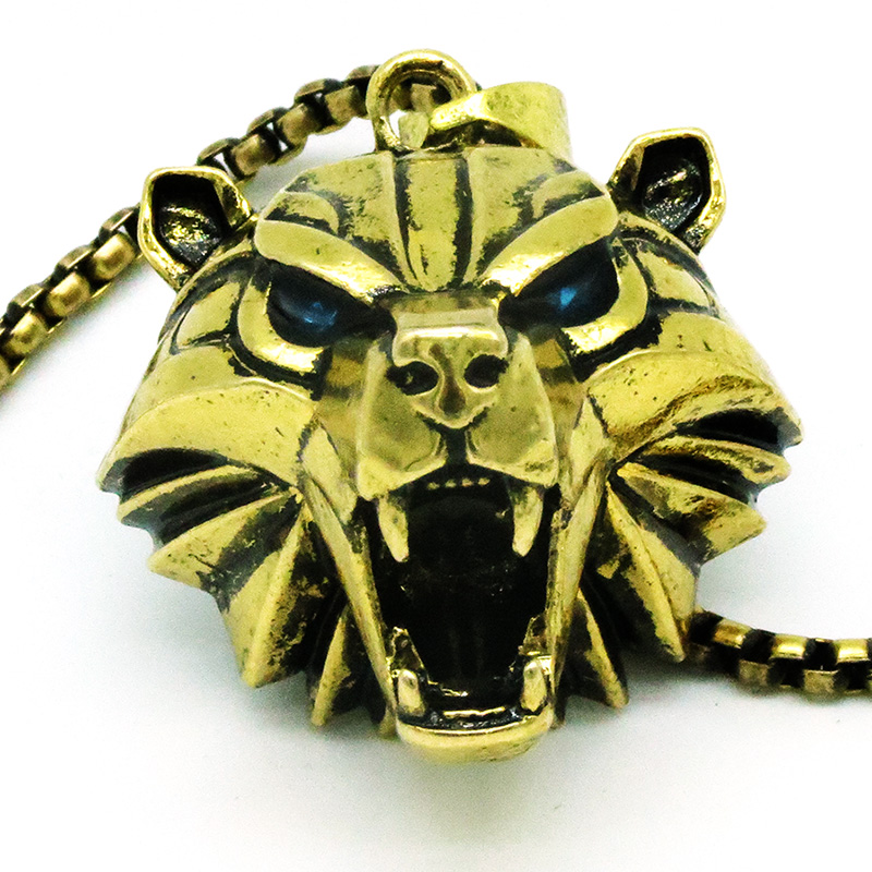 Collar con colgante de medalló - Cobra Extruder reseña y precio